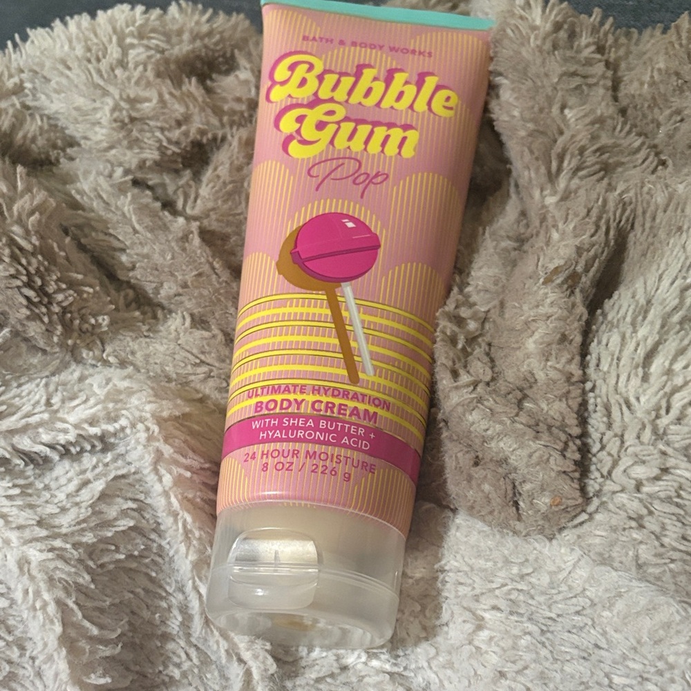 Bath & Body Works Bubble Gum Pop Body Cream - Pink & Yellow